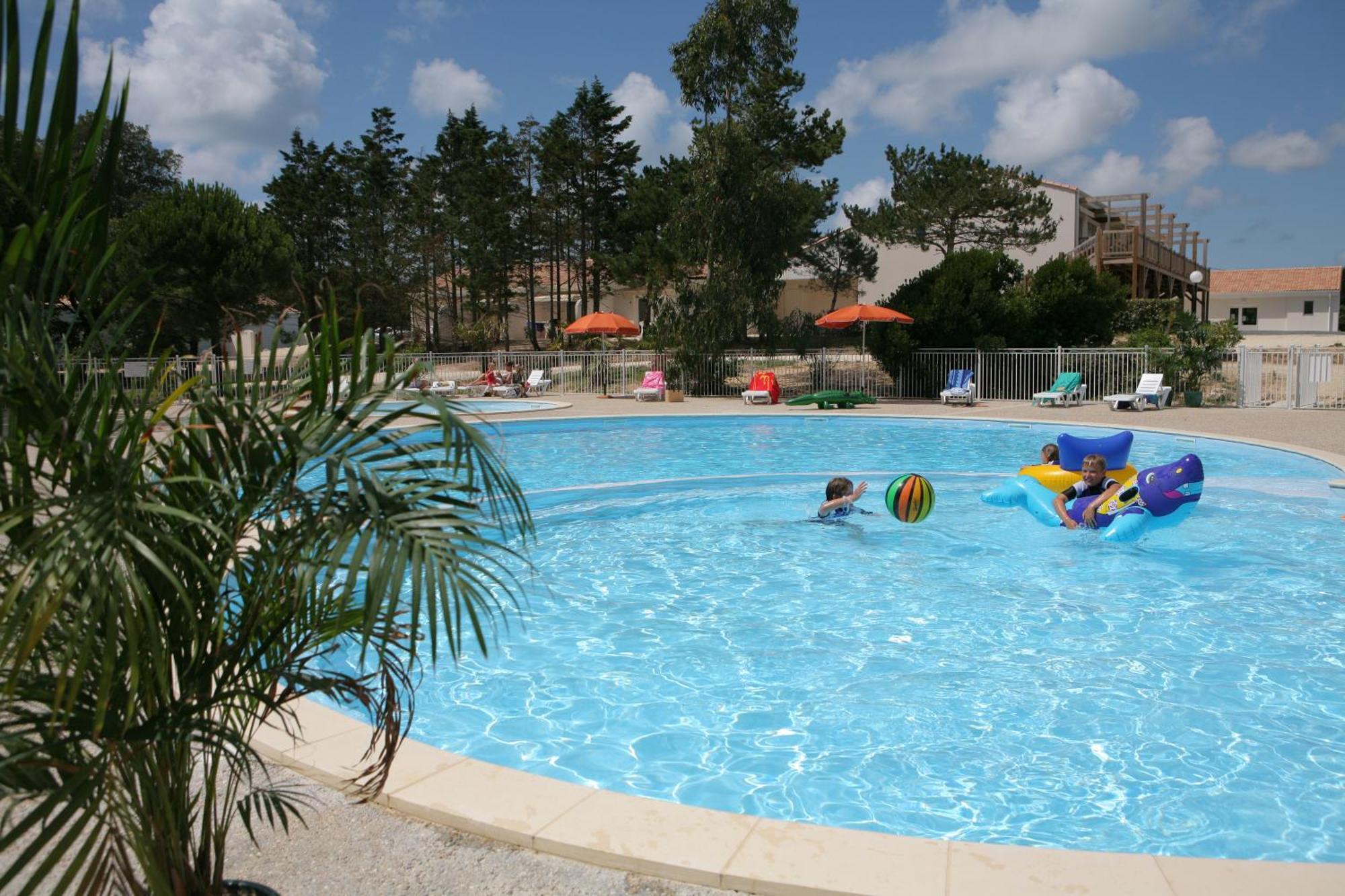 Olydea Oleron Les Sables Vignier Apartment Saint-Georges-d'Oleron Bagian luar foto